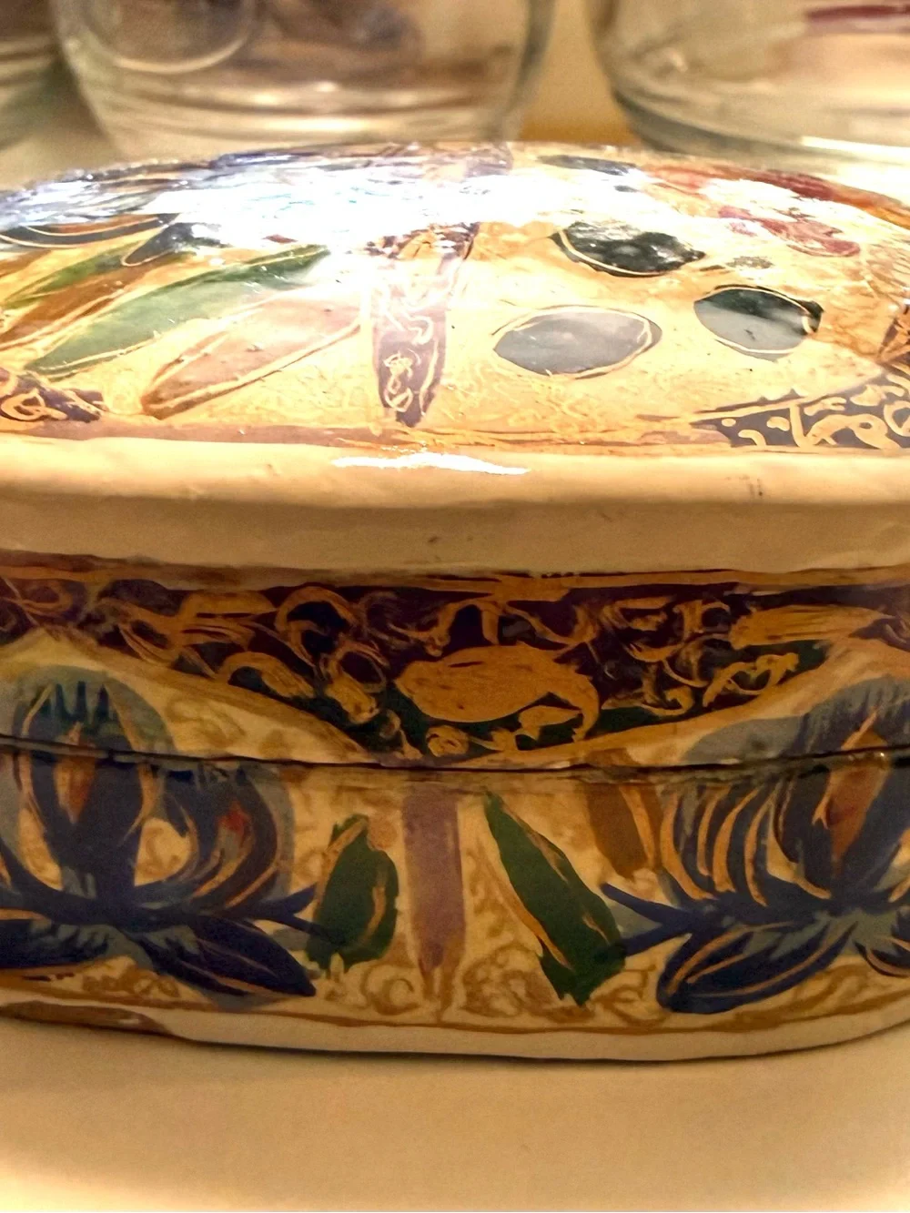 Vintage handmade/ Handpainted India,Kashmir laquer paper mache trinket box